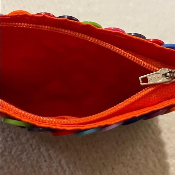 Colorful Button Change Pouch - Picture 2 of 2